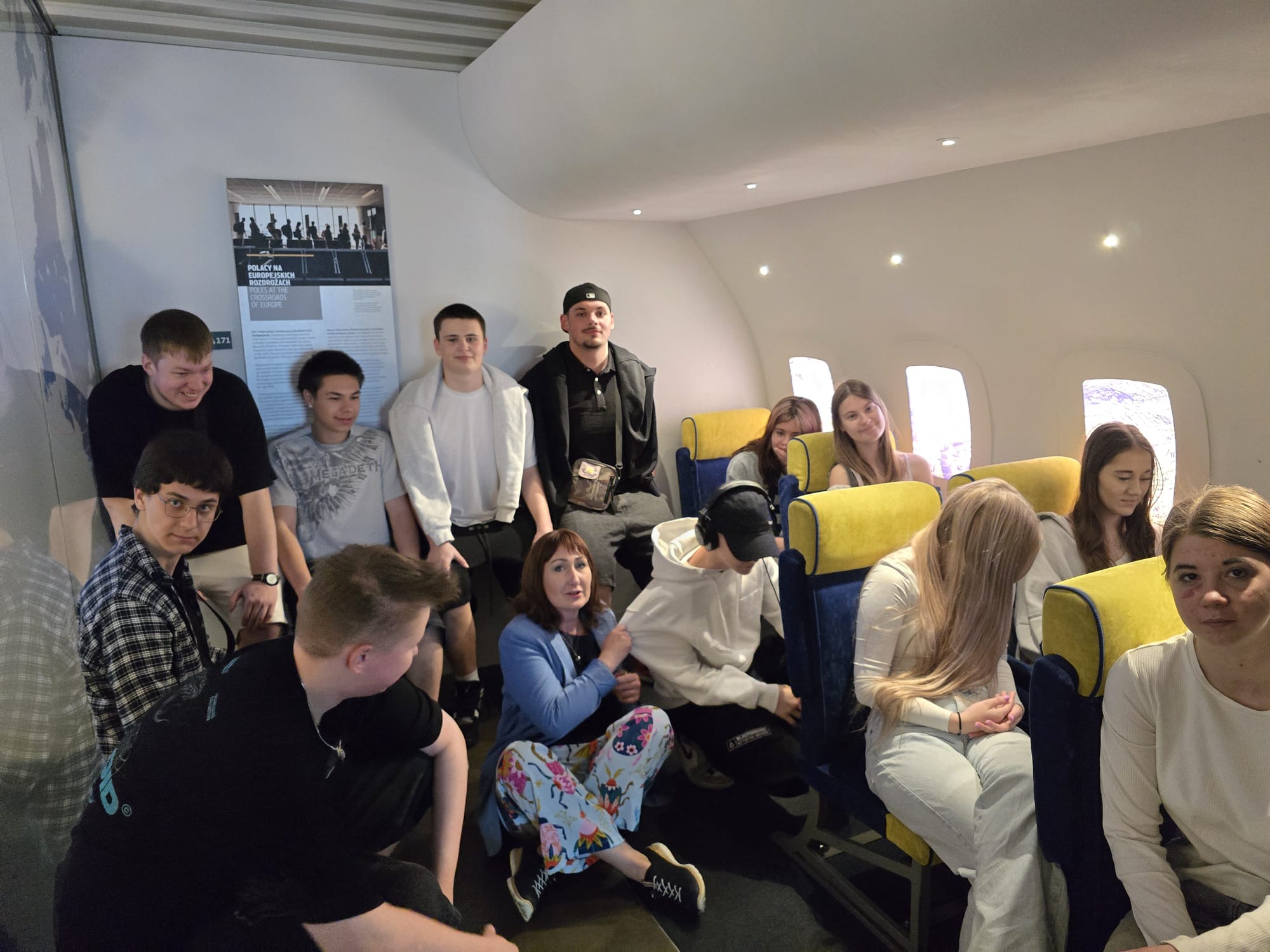 PHOTO-2025-05-23-18-33-10 (2) PHOTO-2025-05-23-18-33-10 (2)