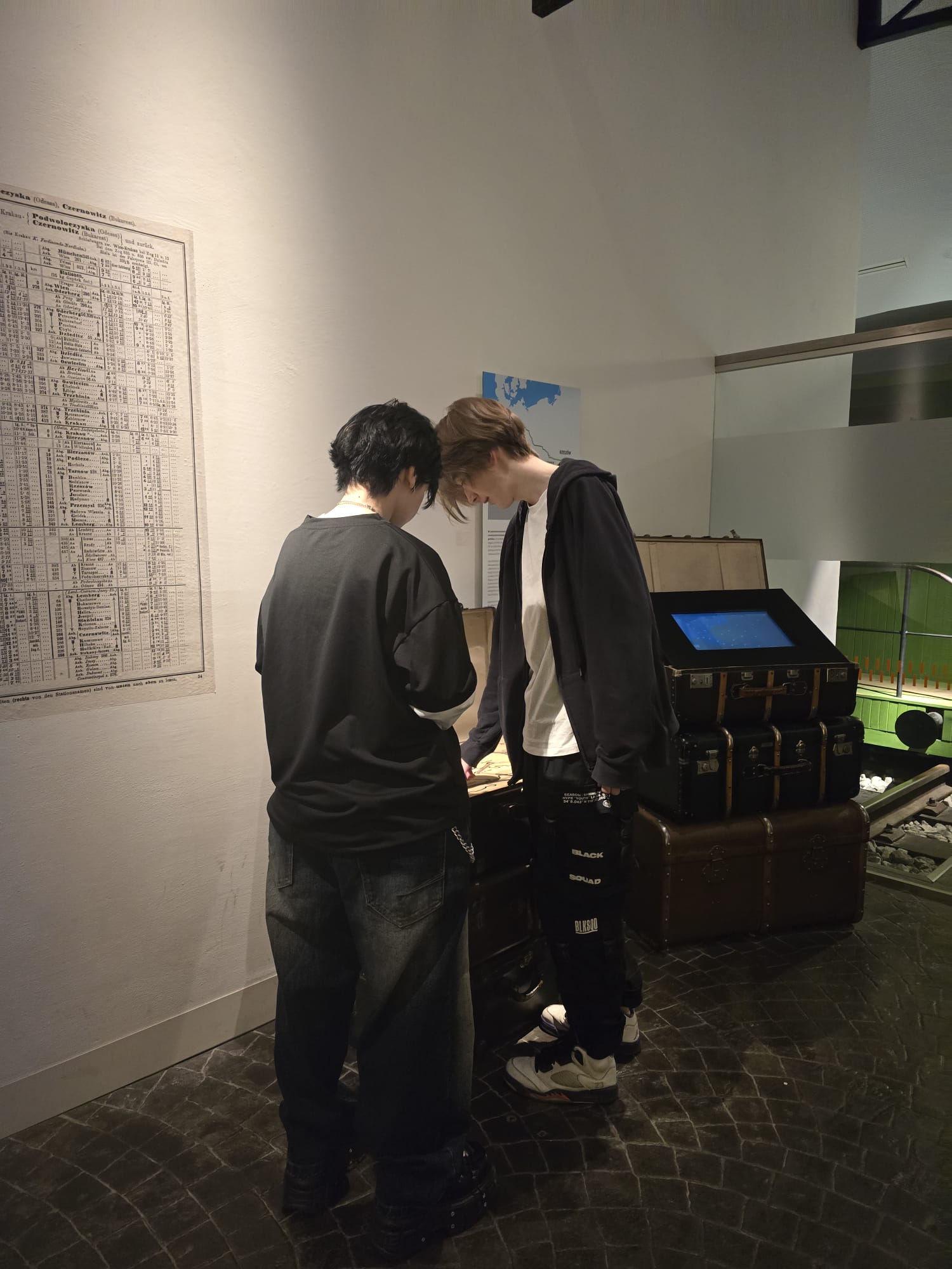 PHOTO-2025-05-23-18-33-10 (4) PHOTO-2025-05-23-18-33-10 (4)